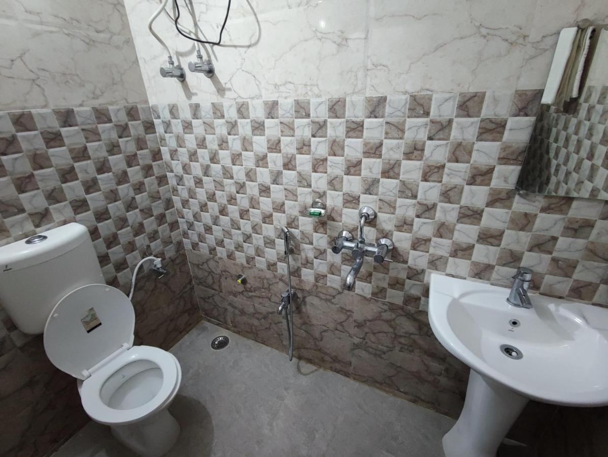 Hotel Kanha Shyam Madhubani Eksteriør billede